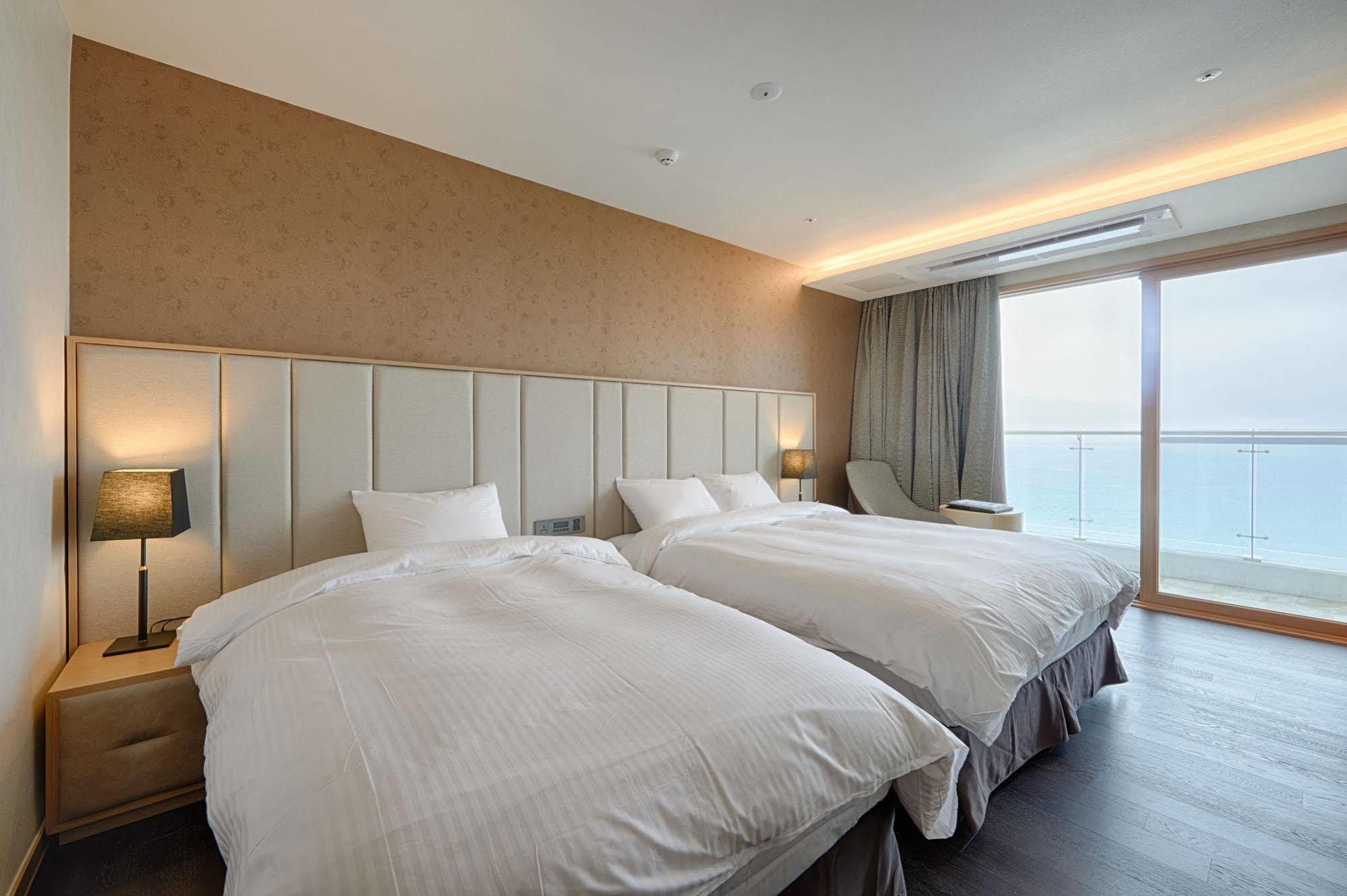 Sol Beach Samcheok Exterior photo